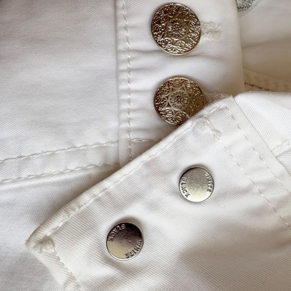 WHBM White Denim Jacket w/ Silver Floral Embroidery Womens 8 Vintage - Picture 11 of 15